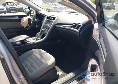 2016 Ford Fusion S z USA, uszkodzony, nr VIN 3FA6P0G74GR368030